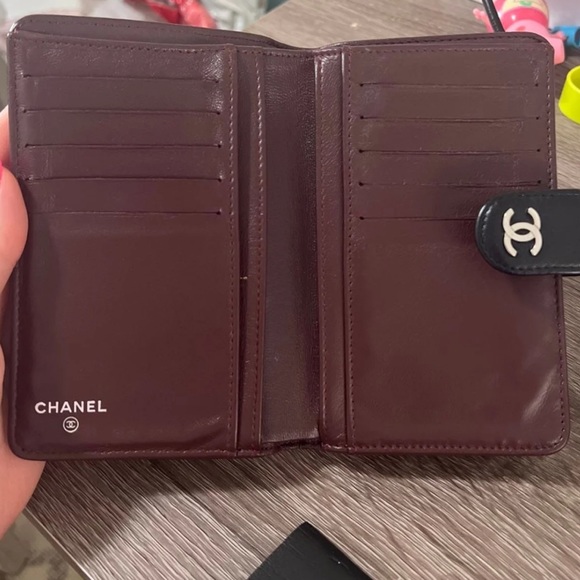 Chanel quilted lambskin zipped wallet - Picture 5 of 11